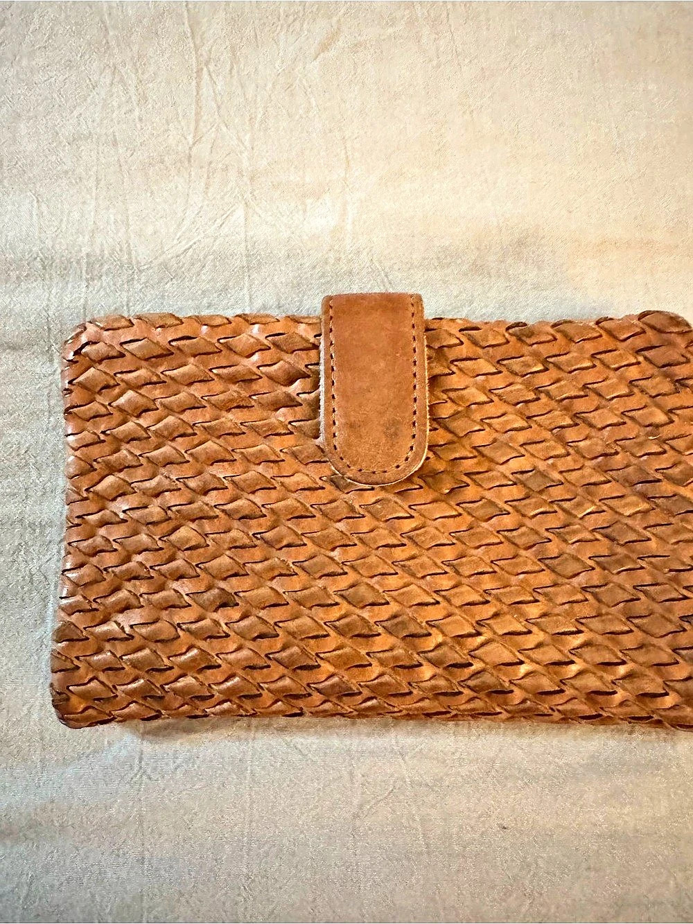 Vilenca Holland Brown Woven Genuine Leather Snap-Tab Bifold Wallet Boho